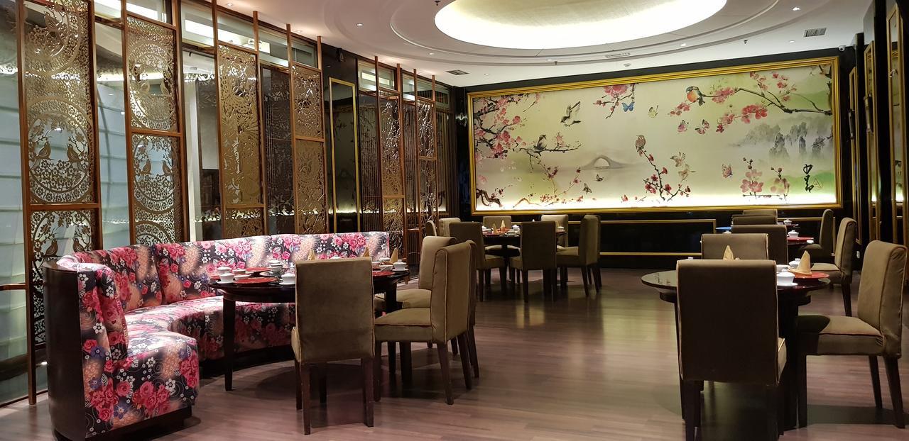 The Arista Hotel Palembang Exterior photo